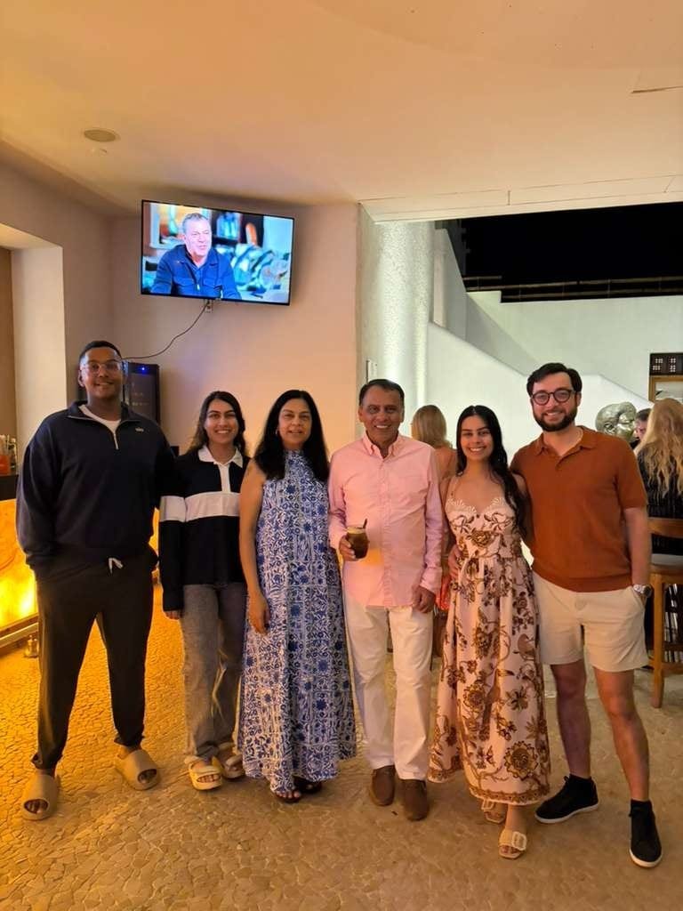 Veda & Family — photo 38